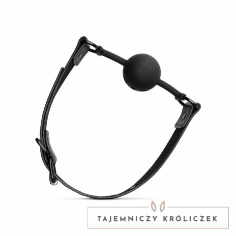 Shots Breathing Ball Gag silikonowy czarny z regulowanym paskiem Bedroom Fantasies