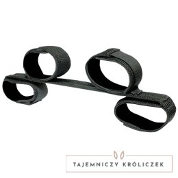 Sportsheets Bondage Bar 61 cm - drążek z opaskami neoprenowymi Sportsheets