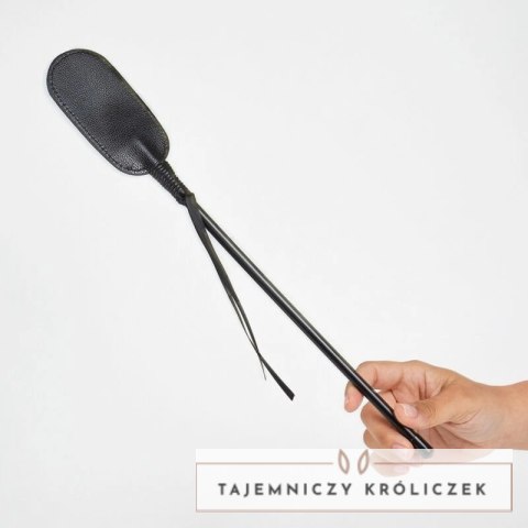 Secret Play Czarna szpicruta ze skory syntetycznej 27,5 cm lekka SECRETPLAY