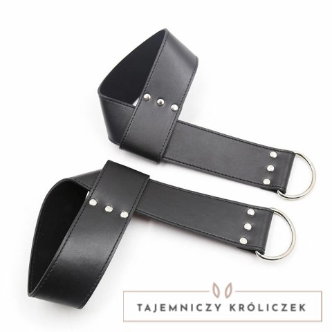 OHMAMA Fetish - Regulowane mankiety z podwieszeniem z PVC uniwersalne OHMAMA
